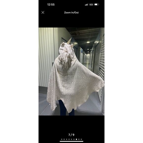 Justice Blanket novelty character unicorn hooded throw blanket/shawl - Picture 7 of 8